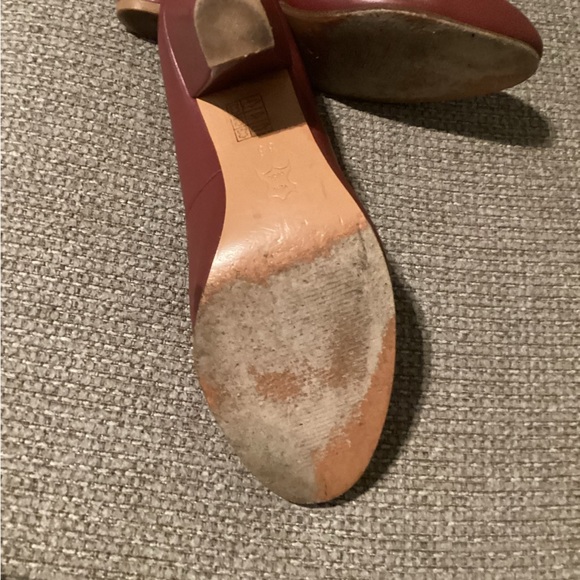 American Duchess Women's Burgundy Heels - Picture 11 of 11